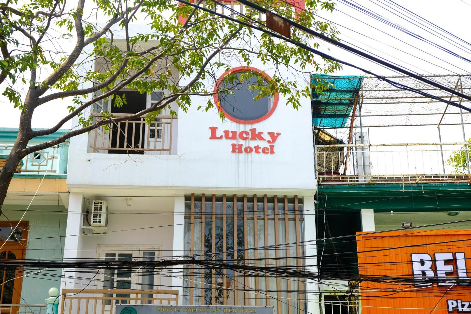 Lucky Hoi An Hotel Exterior foto